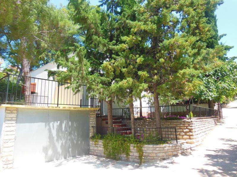 Holiday Home Oleander Zaboric Dış mekan fotoğraf